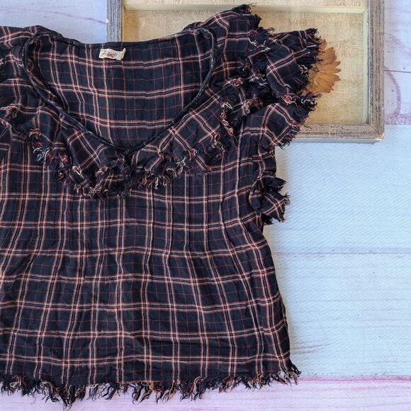 Faherty Yosepha Harper Red Plaid Ruffle Top Small Boho Flowy Holiday Rustic - Picture 3 of 7